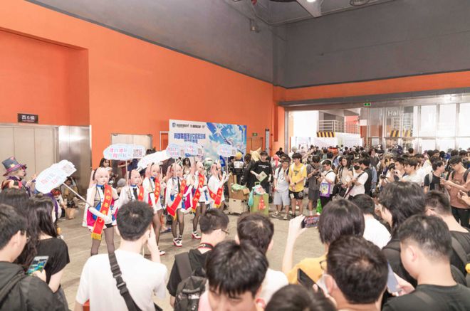 》的线下活动就跟回家了一样OG视讯每次参加《碧蓝航线(图24)