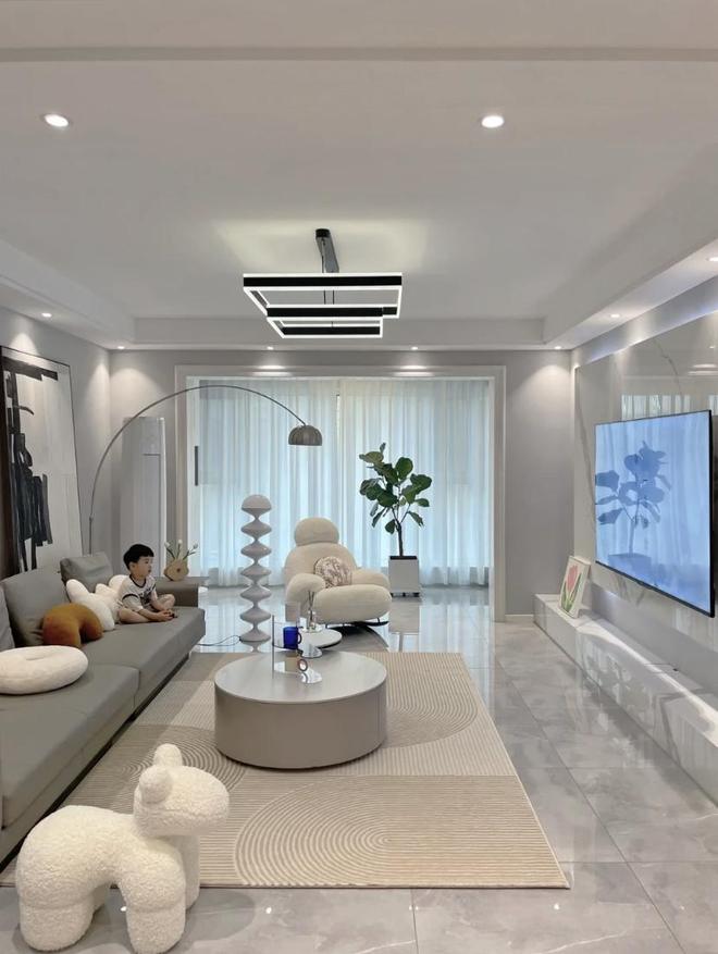 把140㎡家装得堪称教科书太高级了OG真人山东夫妻拒绝“过度装修”(图5)